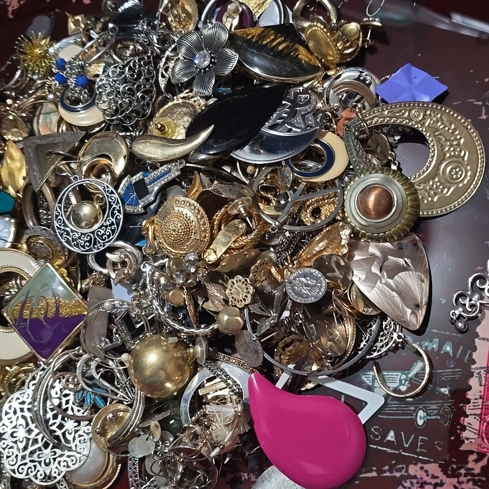 Craft Lot Of Earrings - Picture 2 of 8